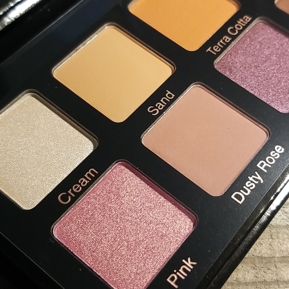Violet Voss palette - Picture 2 of 6